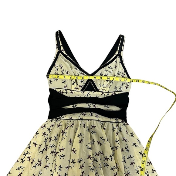 Z Spoke Zac Posen Cut Outs Roman Greek People Print Mini Silk Dress Size 6 - Picture 9 of 13